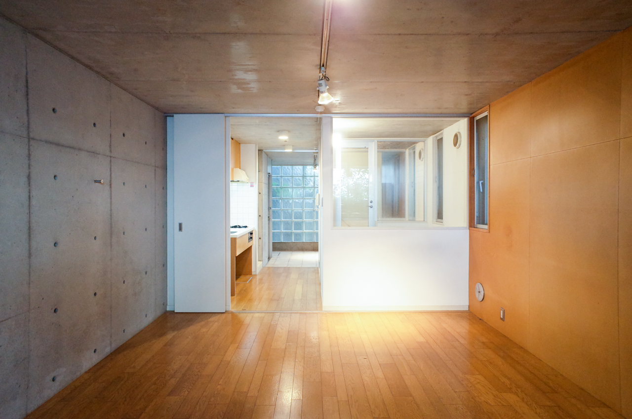 KAFKA HAUS 105の写真1