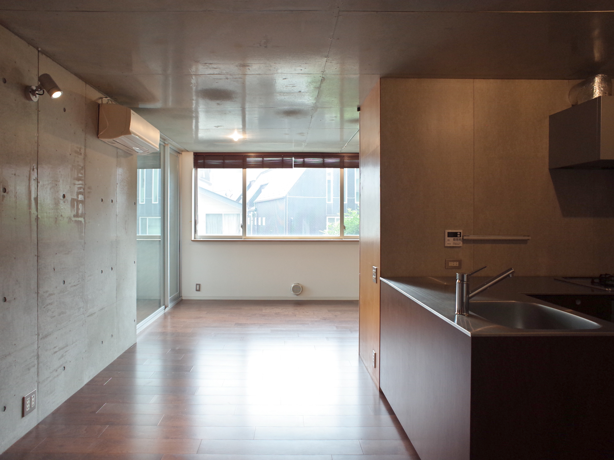 KAMIUAM PLACE 207の写真1