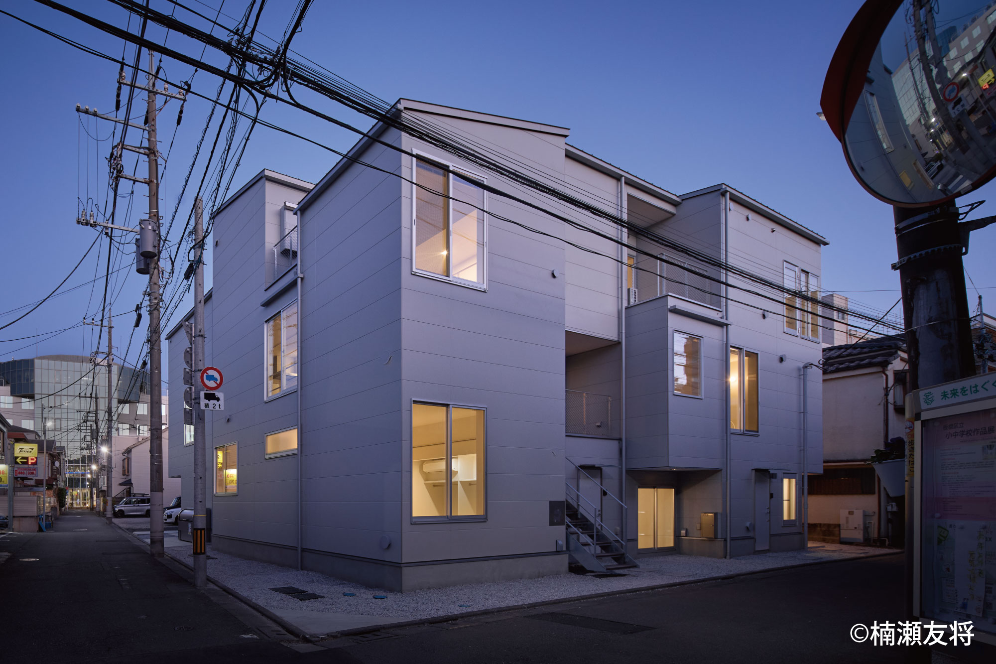 COLLAGE  HOUSEの写真6