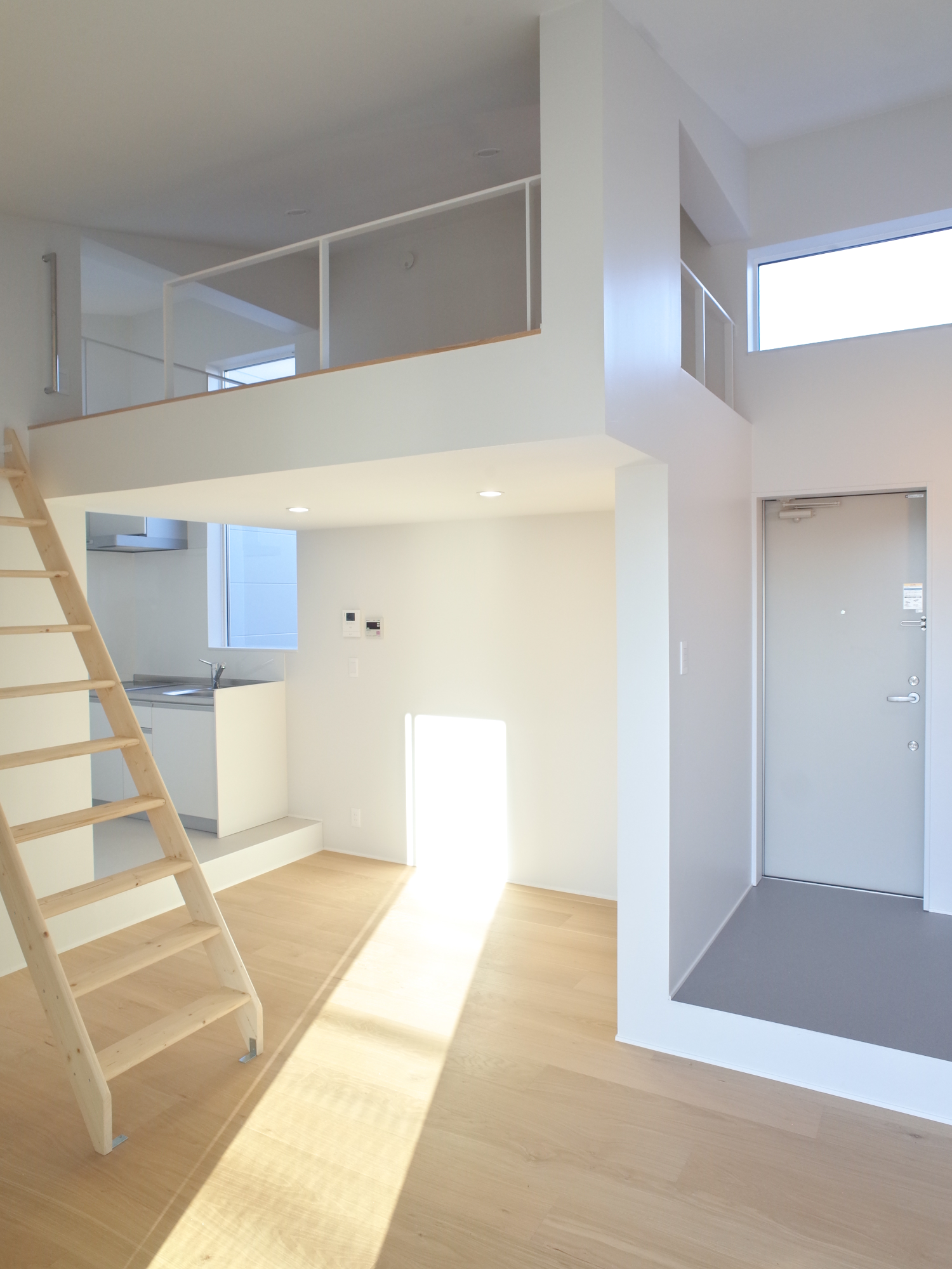 COLLAGE  HOUSEの写真6