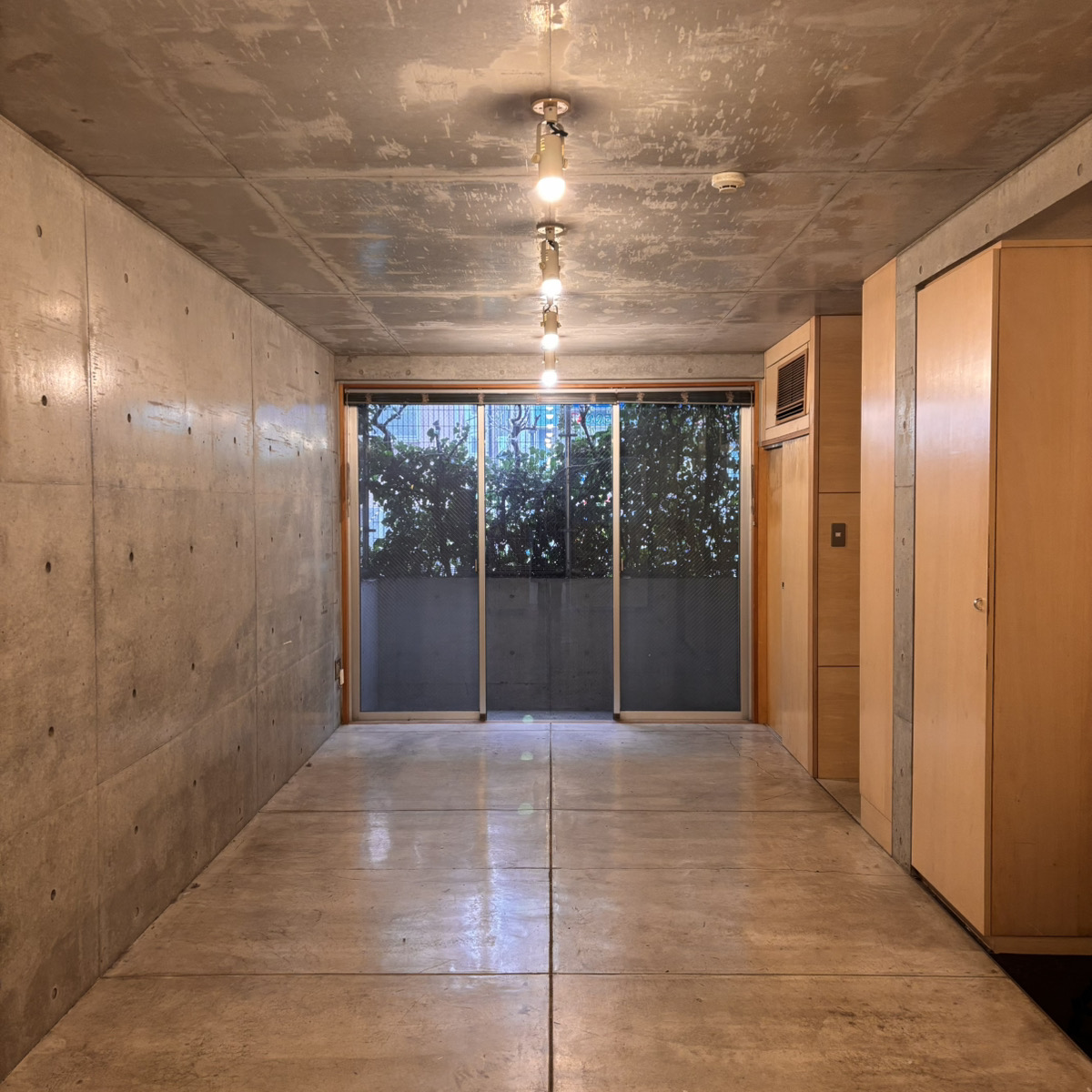 zephyr 104号室のご紹介