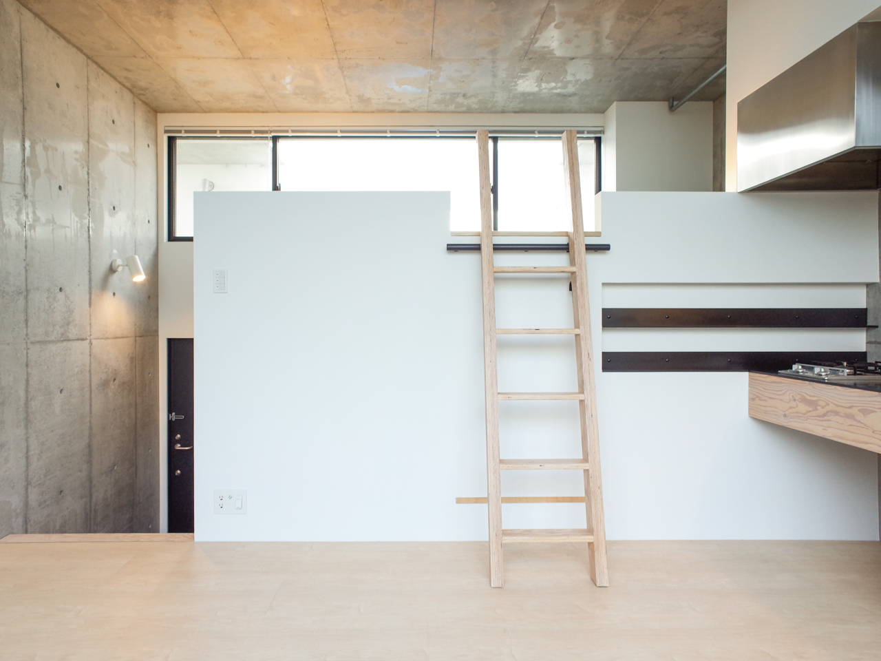 SL Court 203の写真2