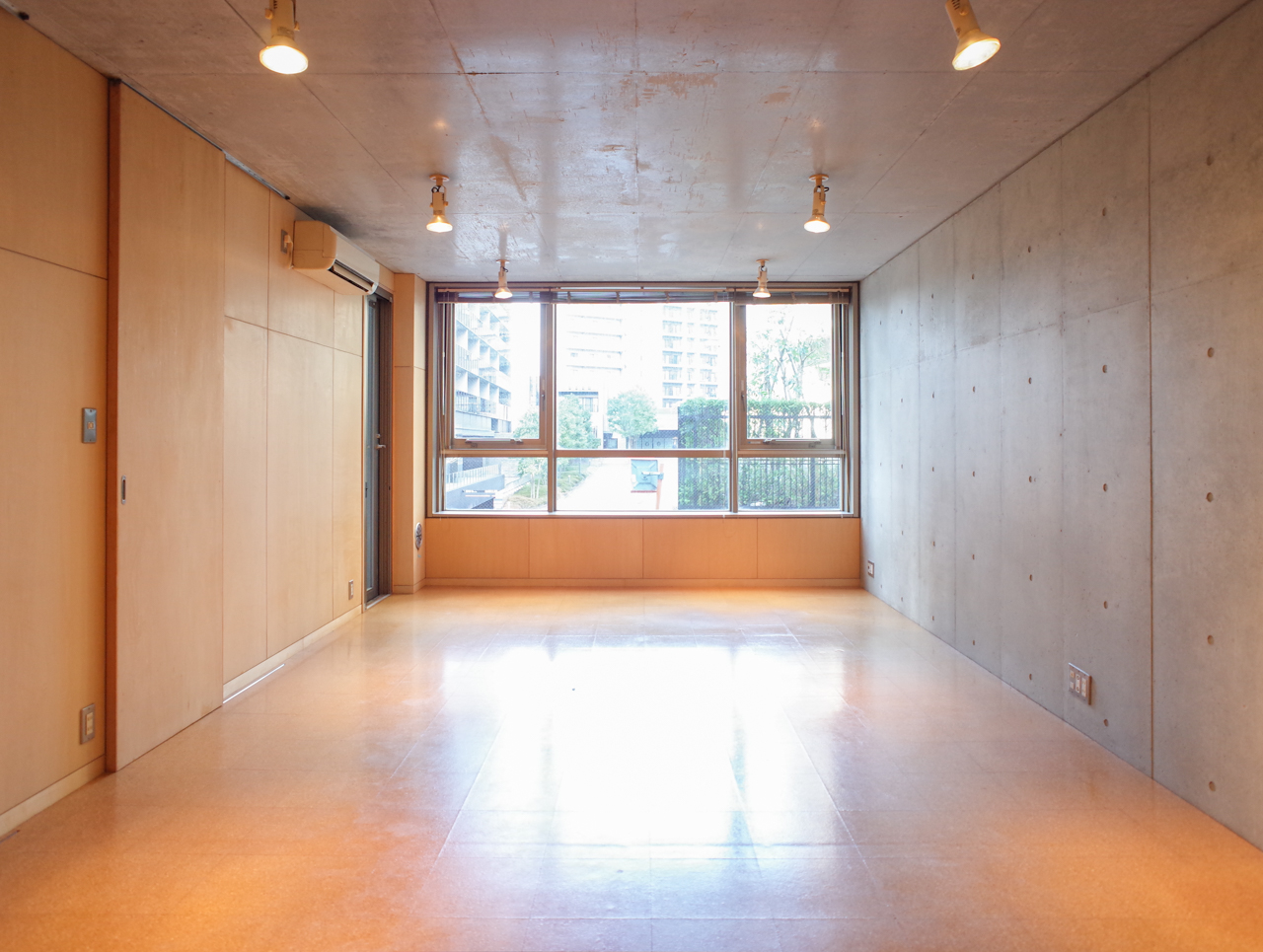 Quatre Saisons 301の写真1