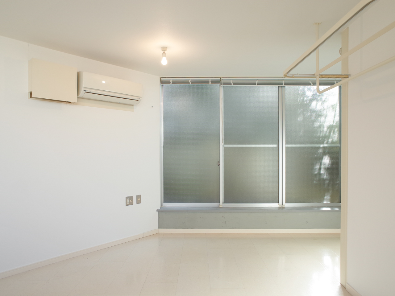 ロータスアパートメント 1の写真1