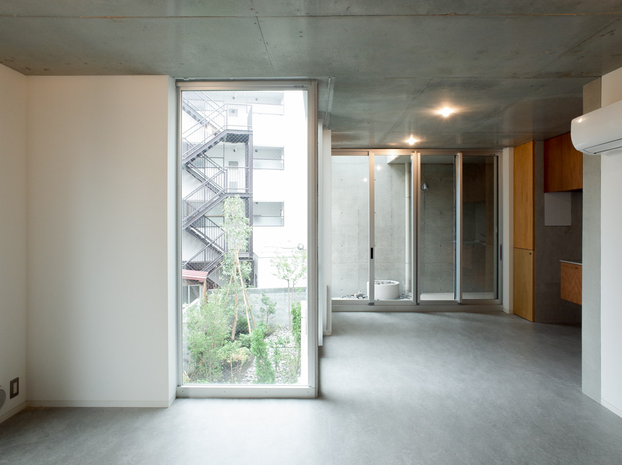 KAMIUAM PLACE 209の写真2