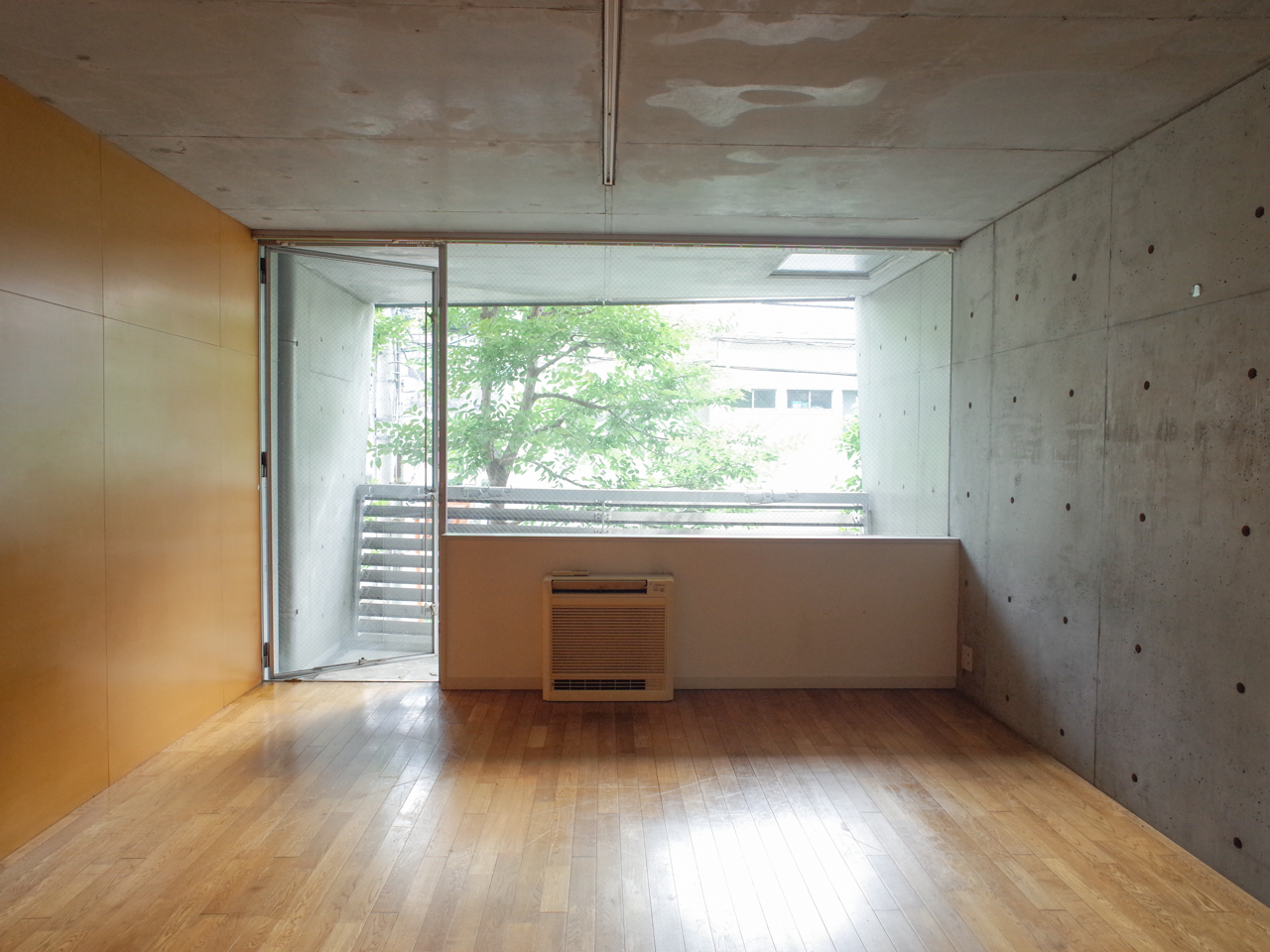 KAFKA HAUS 103の写真1
