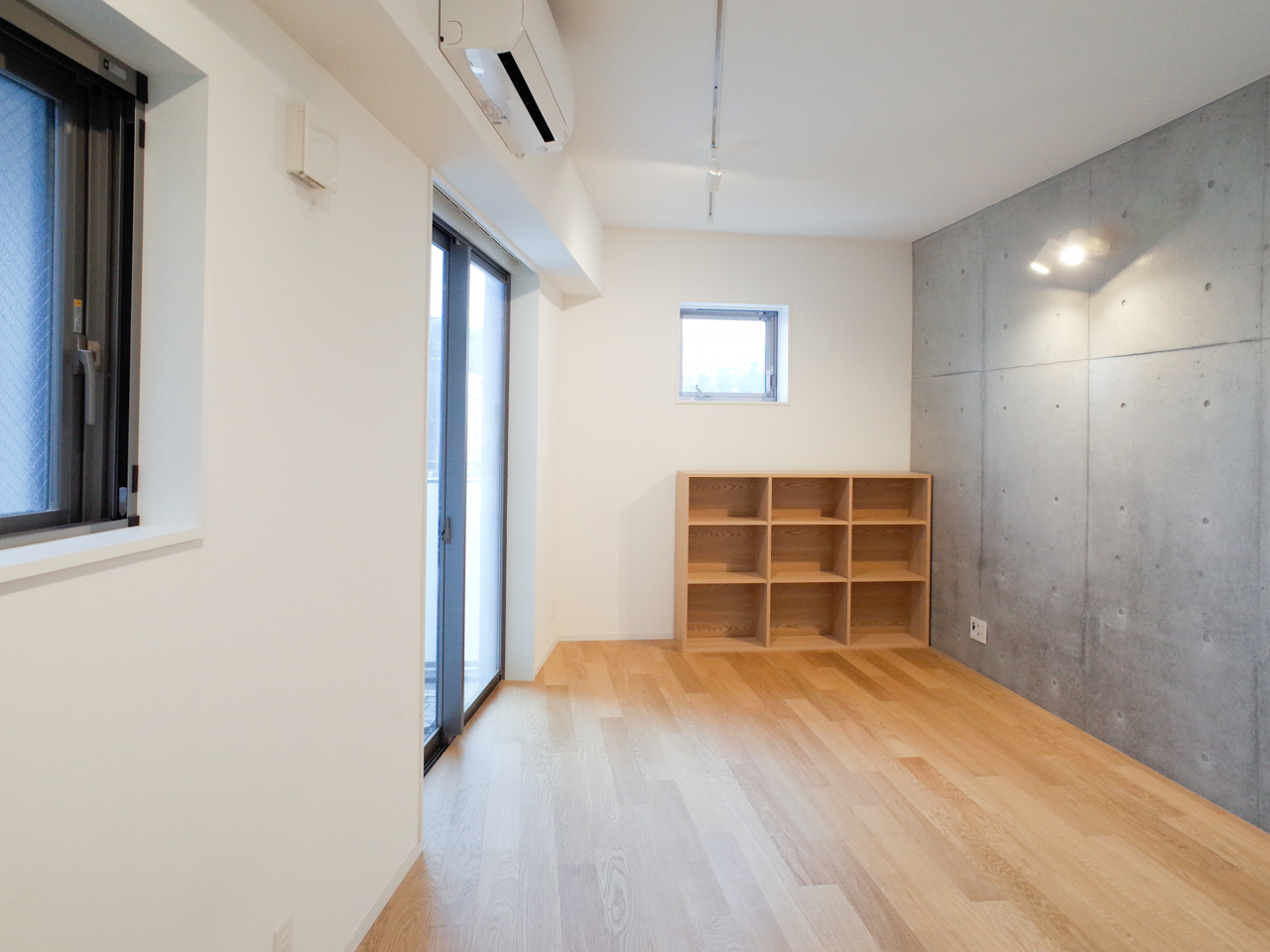 REUGE　NOIR 506の写真1