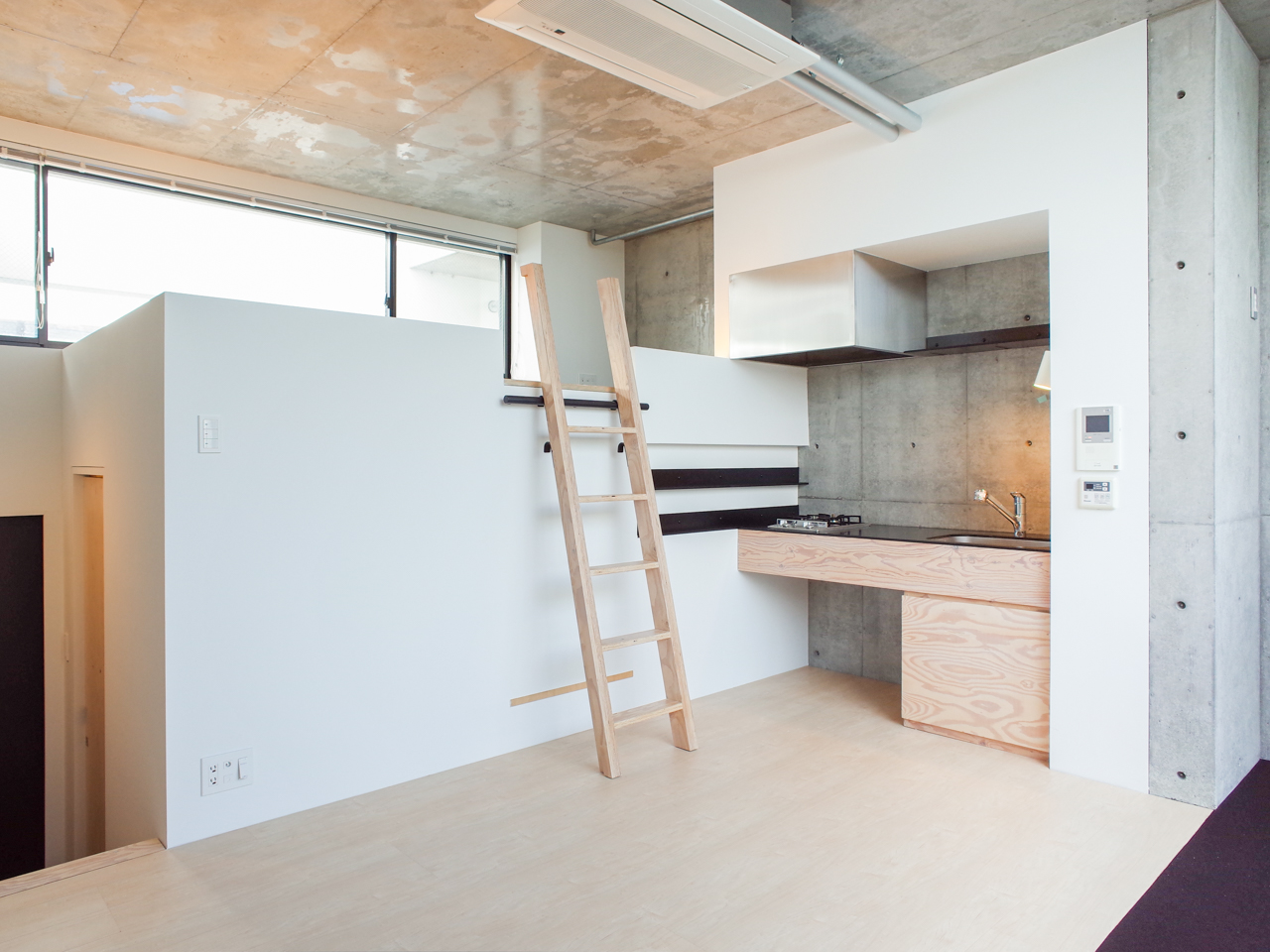 SL Court 203の写真3